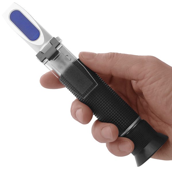 Рефрактометр комбинированный сахароза, соль МЕГЕОН 72009 купить по низкой цене | МАКСПРОФИТ